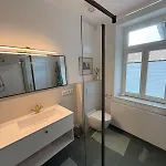 Feriehus Townhouse Mayfair Style Im Weinstrassen Hotspot Deidesheim