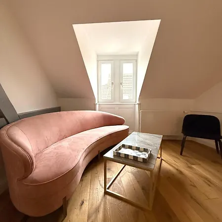 Townhouse Mayfair Style Im Weinstrassen Hotspot Ferienhaus *
