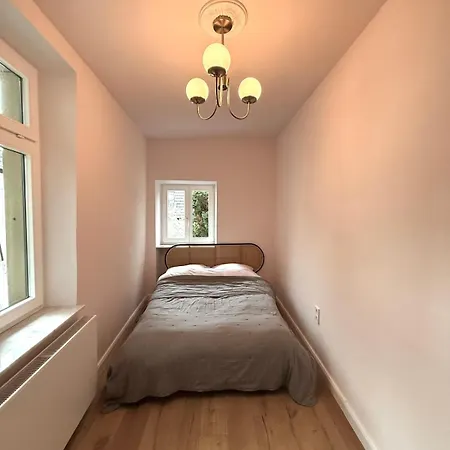 度假居 Townhouse Mayfair Style Im Weinstrassen Hotspot *