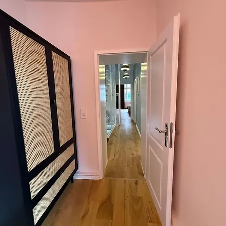 Townhouse Mayfair Style Im Weinstrassen Hotspot