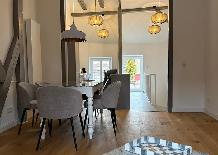 Townhouse Mayfair Style Im Weinstrassen Hotspot * 代德斯海姆